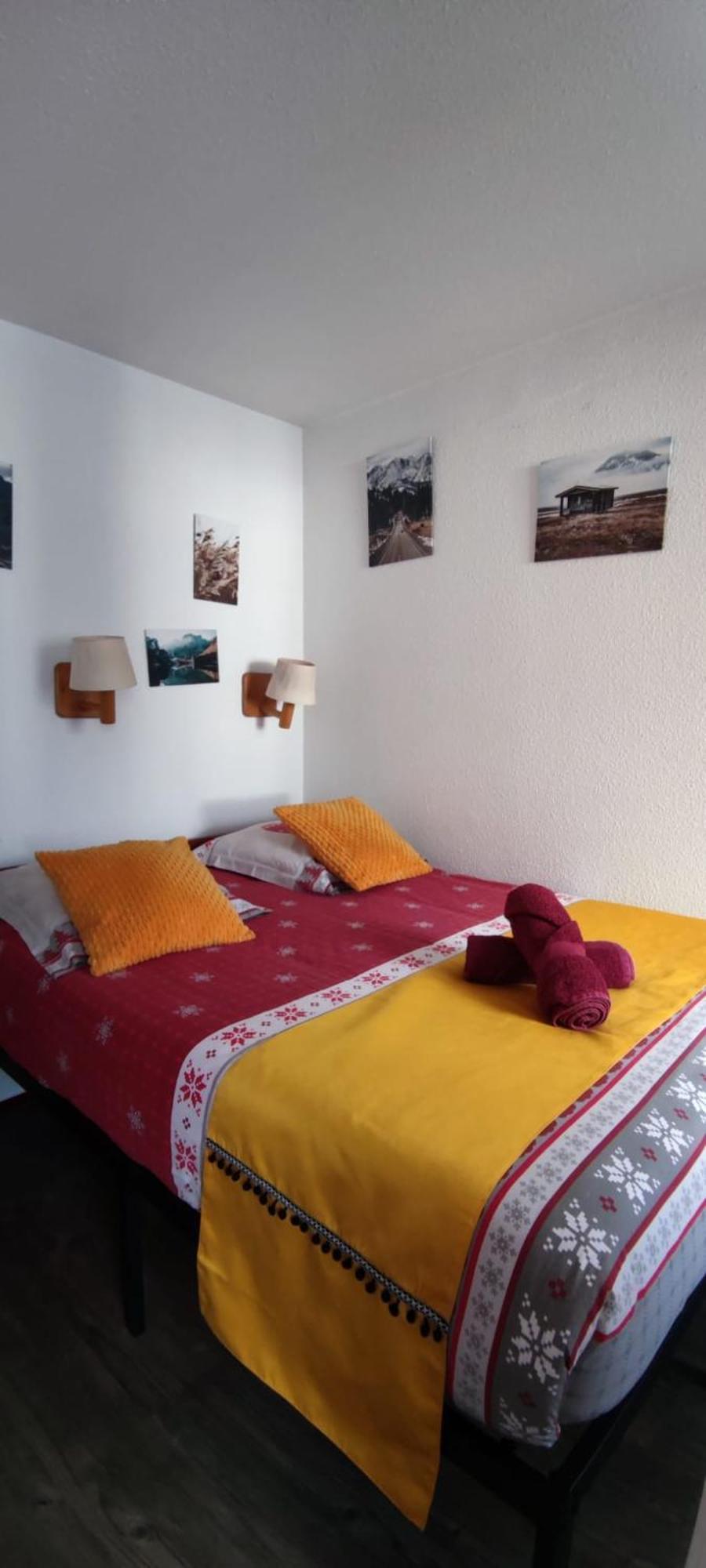 Joli Appartement Le Chamois Blanc Chamonix, Parking Экстерьер фото